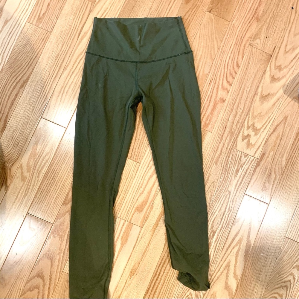 Lululemon Wunder Under leggings